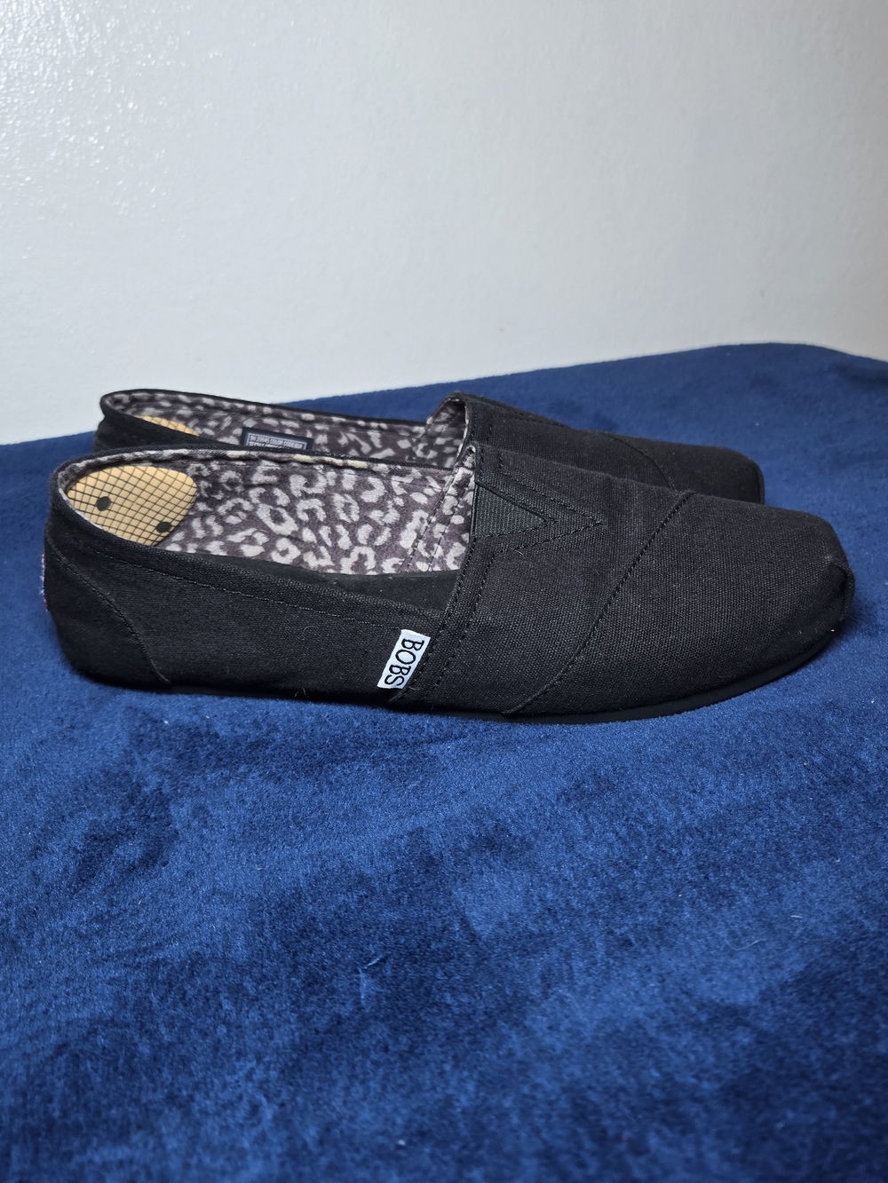 Skechers Women's BOBS Plush-Peace & Love Flats Size 7.5 NWOT - Picture 2 of 6